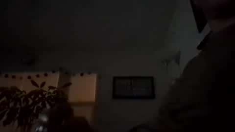 Snapshot of regularguy20 chatting on October 6, 8:52 am regularguy20 online show from October 6, 8:52 am