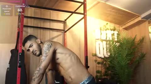 Reik online show from March 25, 12:42 pm