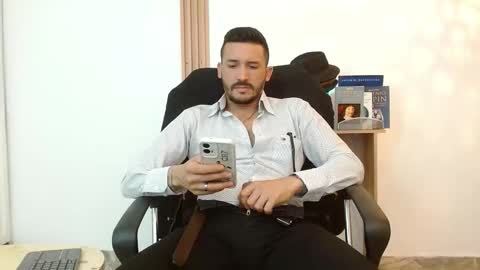   REIKO  online show from November 30, 7:49 pm