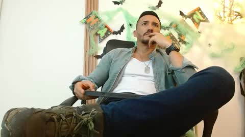   REIKO  online show from October 14, 8:05 pm