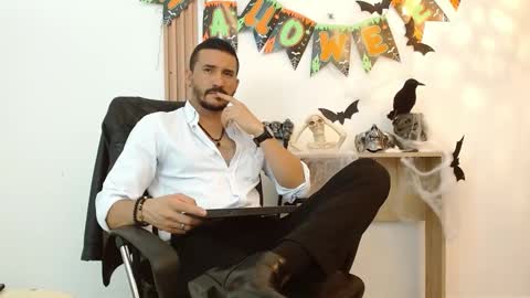   REIKO  online show from October 9, 7:30 pm