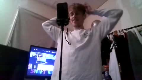 tylerBurnham online show from May 5, 3:30 am