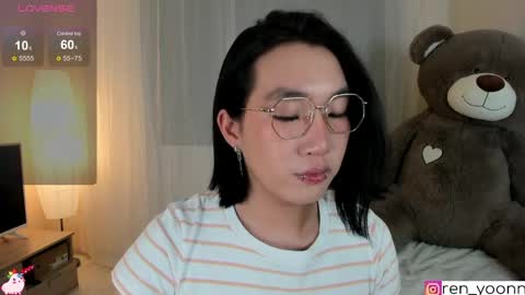 Ren online show from April 22, 1:56 am