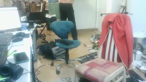 renefr online show from January 8, 8:08 am