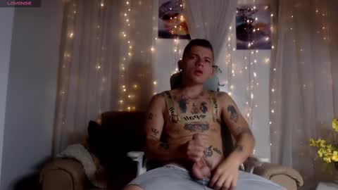 R E N E  online show from February 15, 2:44 pm