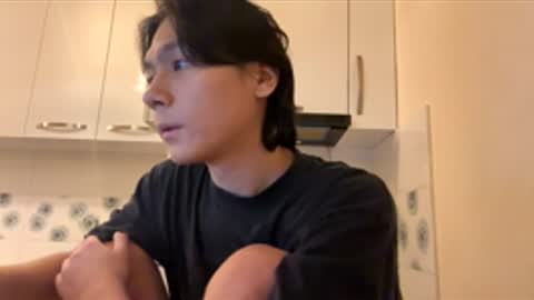 Aiqo online show from December 4, 5:20 pm