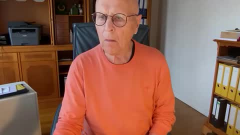 reteid online show from October 5, 1:04 pm