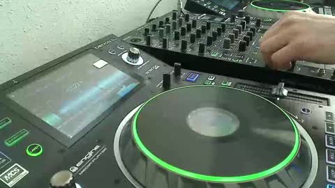 GearPorn online show from December 8, 6:17 pm