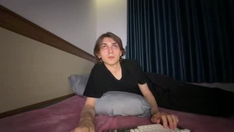 rezon2389 online show from June 12, 6:38 pm