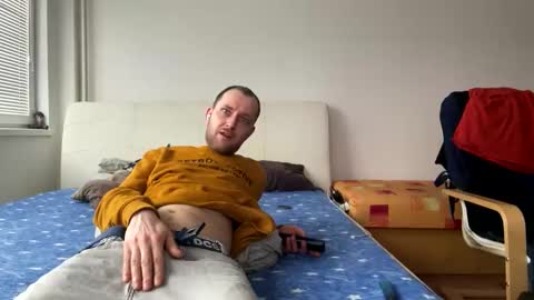 ricciardio online show from January 11, 9:15 am