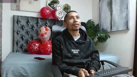 richar_voller online show from February 19, 11:17 am