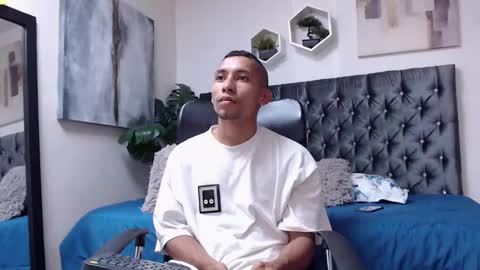 richar_voller online show from January 25, 5:40 pm