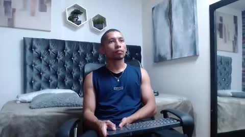 richar_voller online show from December 16, 11:28 am