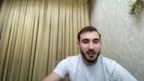 richard111223 online show from March 17, 9:50 pm