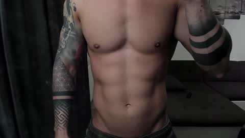 RichardDarell online show from January 25, 6:01 am