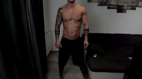 RichardDarell online show from October 1, 4:38 am