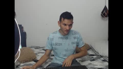 Snapshot of richr_latin_boy chatting on October 13, 4:35 pm rich online show from October 13, 4:35 pm