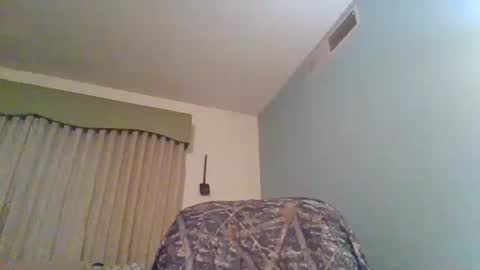 Snapshot of ridemypogostickk2 chatting on December 5, 4:31 am ridemypogostickk2 online show from December 5, 4:31 am