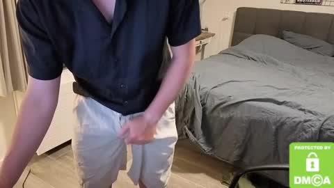 pukwillems online show from May 25, 8:42 am