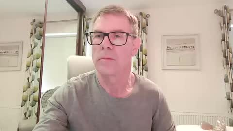 Rob online show from October 1, 8:40 am