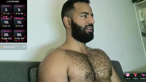 Snapshot of roa32sebas chatting on March 11, 2:07 pm SebasRoa online show from March 11, 2:07 pm