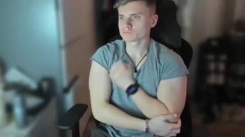 robbys_fantasies online show from November 23, 6:41 pm