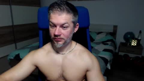 robbyshawz online show from December 4, 6:00 am