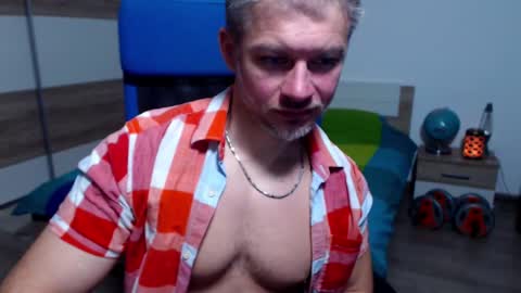 robbyshawz online show from October 5, 7:23 am