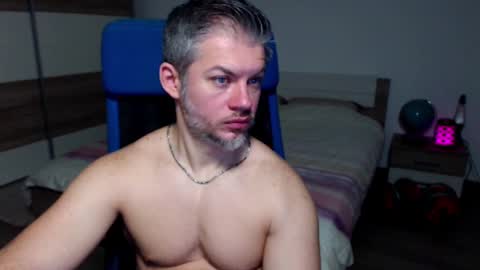 robbyshawz online show from December 22, 5:23 am