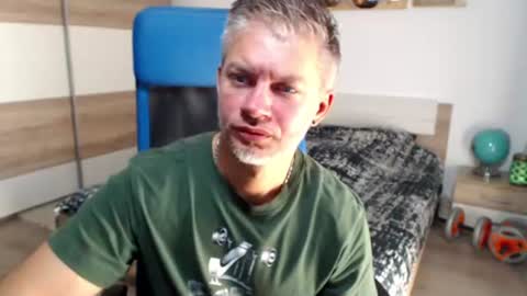 robbyshawz online show from July 13, 5:42 am