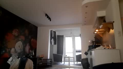 rober10000 online show from October 24, 8:49 am