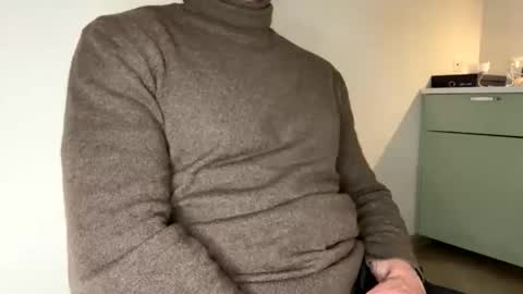 roberpierre_ho online show from April 1, 1:29 am
