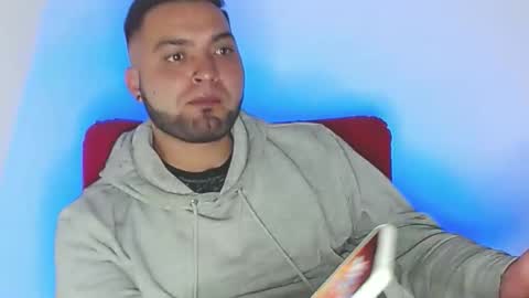 Stiven - online show from March 15, 6:32 am