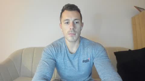 roberto4ever online show from December 5, 5:07 pm