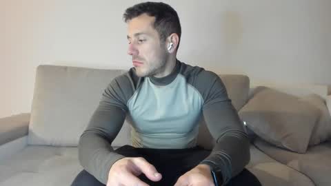 roberto4ever online show from February 12, 4:11 pm