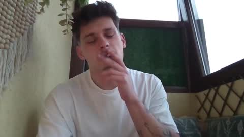 Roberto online show from March 19, 4:48 am