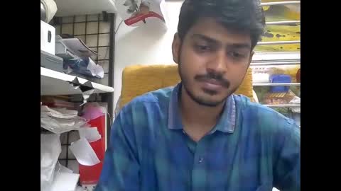 Snapshot of robertsalia220 chatting on October 28, 12:07 pm Robertsalia online show from October 28, 12:07 pm