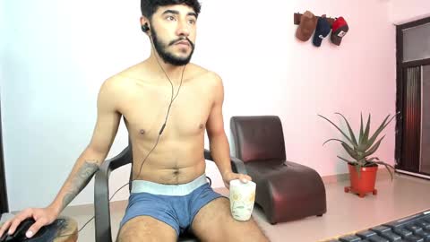 roberx_12 online show from February 17, 11:02 am