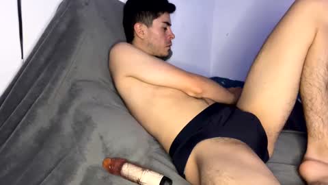 Snapshot of robin_model chatting on March 10, 2:06 am robin model online show from March 10, 2:06 am