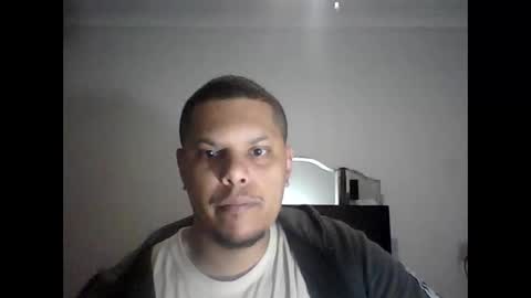 robinidessundercover34 online show from November 9, 6:01 pm