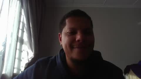 robinidessundercover34 online show from June 18, 12:43 pm