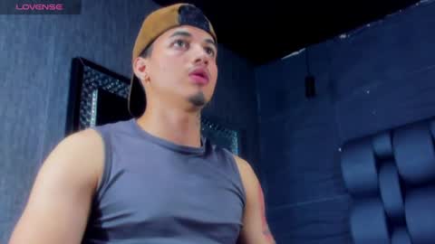 rocco_santos online show from July 17, 12:40 am