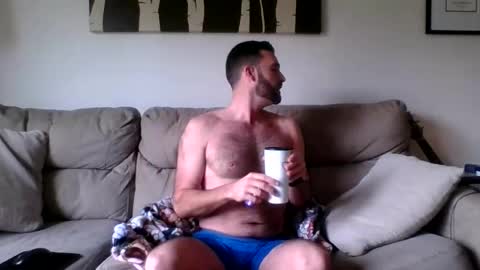 Snapshot of rockdaddymac chatting on February 1, 6:29 pm RockDaddyMac online show from February 1, 6:29 pm