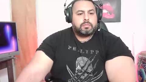 Snapshot of rodrixxx54 chatting on January 24, 11:23 pm rodrixxx54 online show from January 24, 11:23 pm