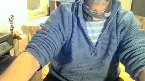 rolandloser1000 online show from January 9, 6:15 pm