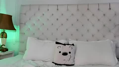 twink juli online show from January 18, 11:11 pm