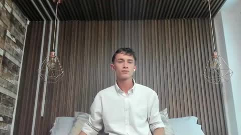 twink juli online show from January 21, 12:57 am