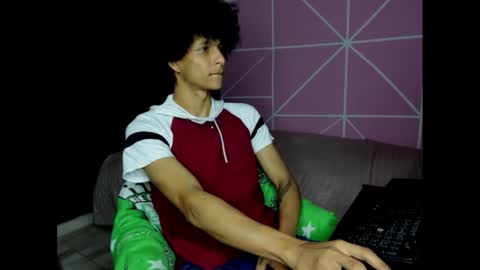 rolling_05 online show from November 18, 4:38 am