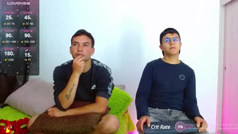 Snapshot of rolos_hot32 chatting on January 24, 6:46 pm rolos_hot32 online show from January 24, 6:46 pm