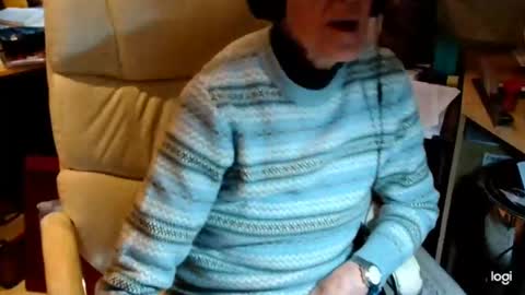 Snapshot of rolydawe chatting on January 31, 12:29 pm rolydawe online show from January 31, 12:29 pm